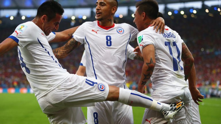 Страхотният тим на Чили би шута на Испания.