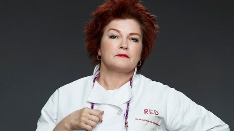 Ред - рускинята готвачка в женския затвор от Orange is the new black