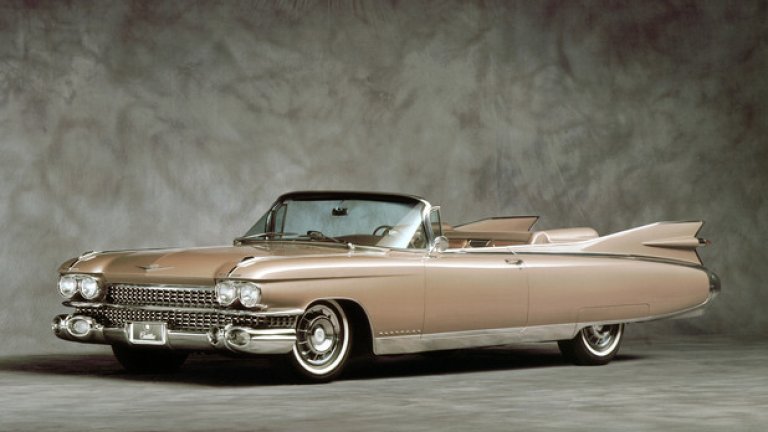 Cadillac Eldorado от 1959-та Суперстилната кола на General Motors от 50-те определено е "кралят" сред кадилаците за времето си. Този скъп избор на най-богатите актьори и милионери, може да бъде видян в редица филми и снимки от онова време, показващи лукс и изящество

