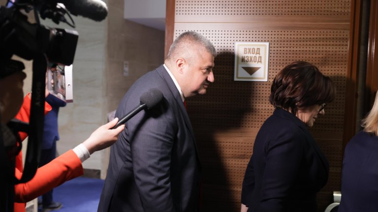 Само да не го занимават тия...