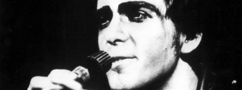 Peter_Gabriel,_April_1975