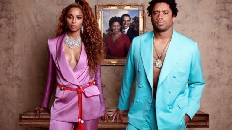 Сиара 
Сиара и съпругът й - куотърбекът Ръсел Уилсън, имитират популярния кадър на Бионсе и Джей Зи пред "Мона Лиза" в Лувъра. Тук на шега звездната двойка позира пред портрет на семейство Обама.