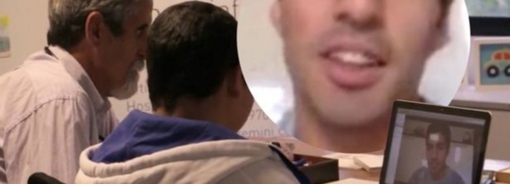 Луис Суарес изненада фен на Барселона с видео послание, в което бе дегизиран като лекар, след което разкри самоличността си.