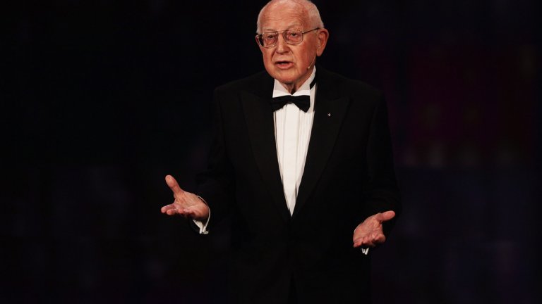 Бранко Лустиг е двукратен носител на "Оскар" като продуцент, както и на редица други награди