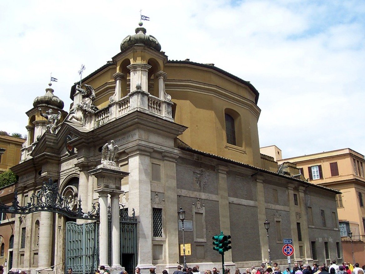 Портата Света Ана, един от входовете на града.
