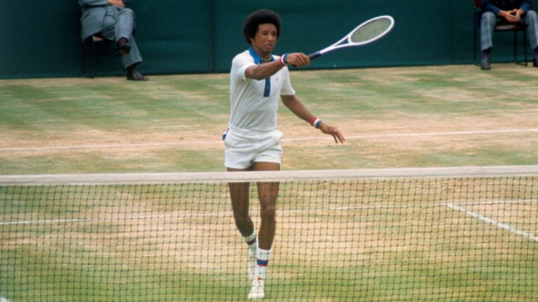 Тенисистът, който бе като брат на Мандела, спечели "Еми" и почина от СПИН