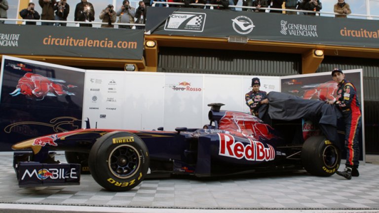 Дениъл Рикардо сменя Toro Rosso с Red Bull