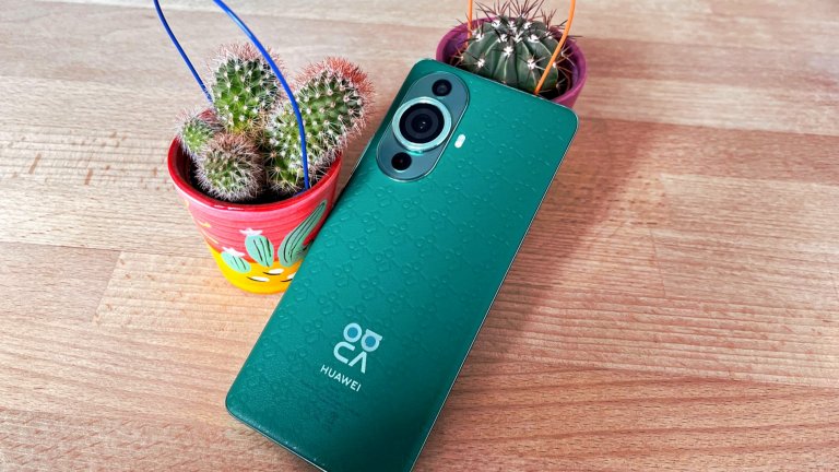 Думата "свеж" е първата, която ми хрумна, когато видях Huawei nova 11 Pro