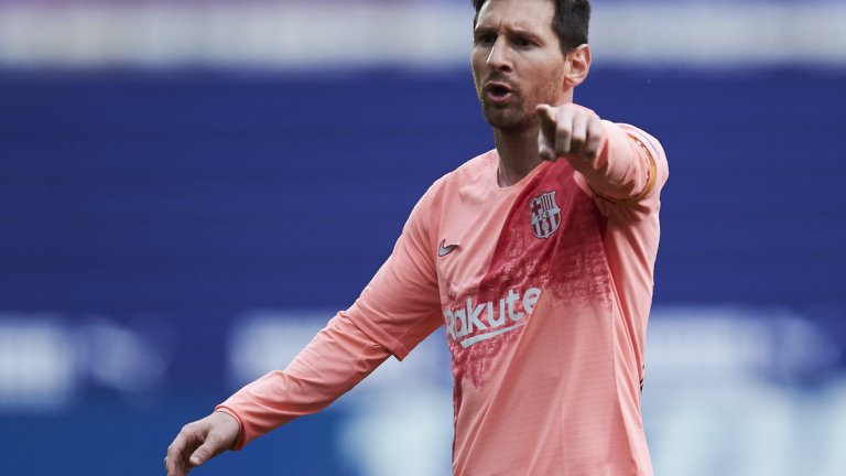 С двата гола срещу Ейбар Меси приключи още един знаменит сезон в Испания