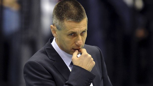Министър Нейков иска да знае колко време ще отдели Стойчев за националния ни отбор по волейбол