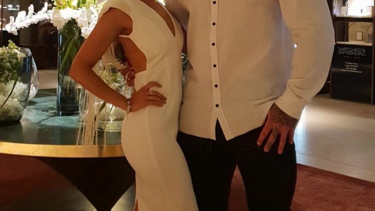 Със съпругата си Саша Стейси