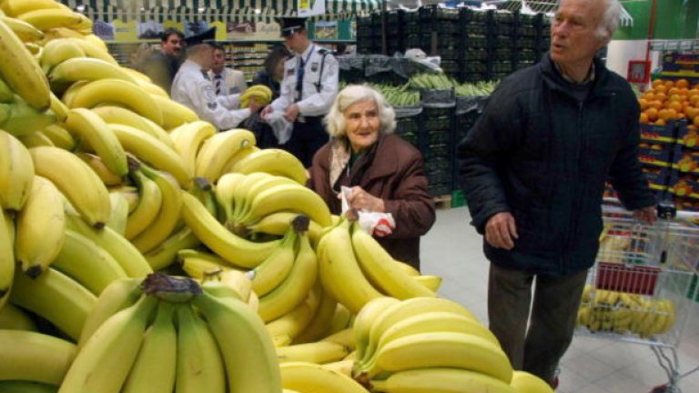 ВАС потвърди санкцията от 370 859 лв, наложена от КЗК на "Лидл". Комисията установи през 2013-та година, че рекламната кампания на веригата за продажба на хранителни стоки със слоган "Най-доброто от България, най-доброто от Европа" има заблуждаващ характер.