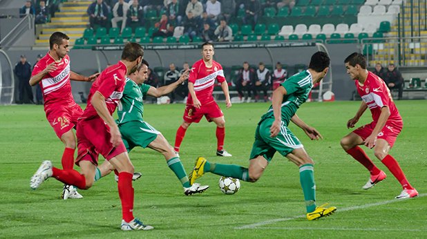 В първия си сезон в "А" група Лудогорец повали ЦСКА с 1:0 в мач-финал, който реши шампиона в последния кръг.