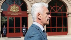 Волен Сидеров иска анекс в договора с Македония