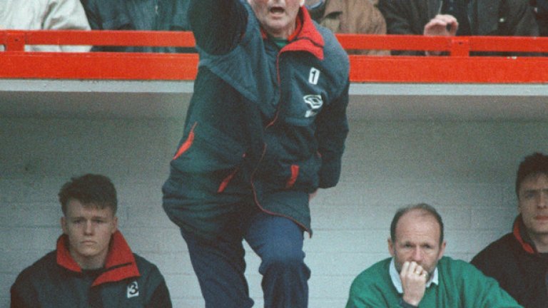 Клъф като мениджър на Нотингам Форест, 1990 г.
