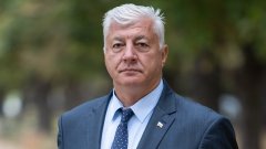 Кметът на Пловдив обяви, че ще е безотговорно да остави общината на автопилот