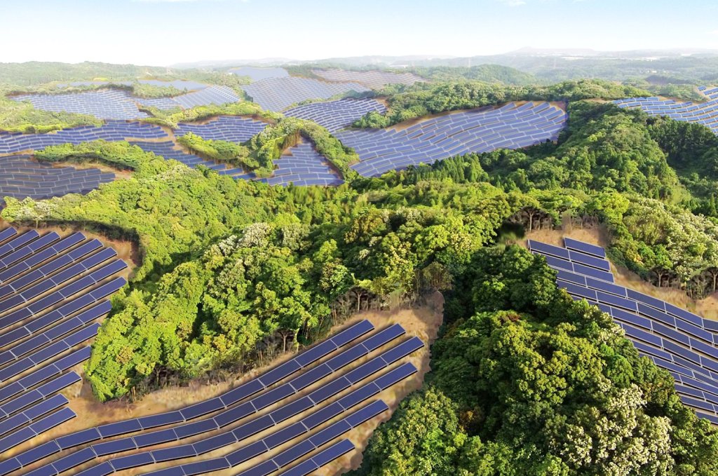 abandoned-golf-green-solar