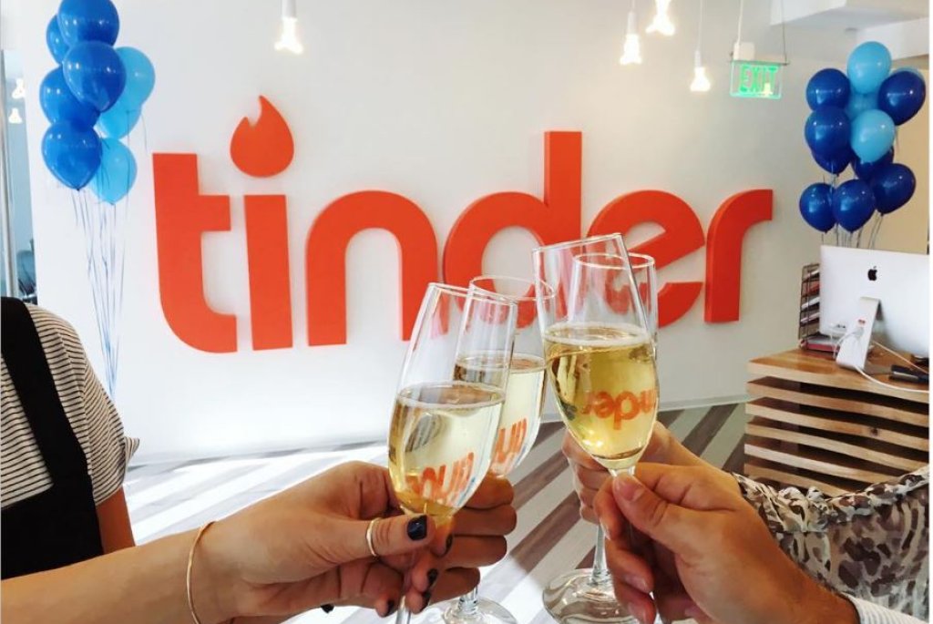 Tinder 3