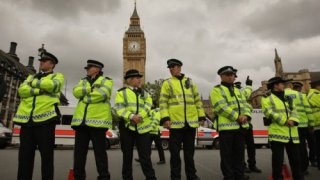 London_Police_Officers-500x346