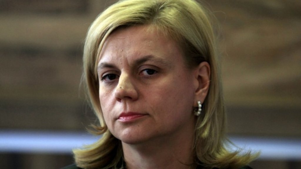 655-402-desislava-terzieva