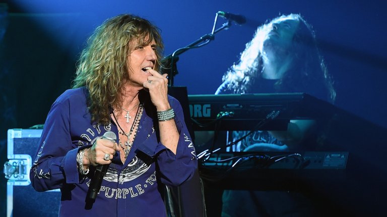 Whitesnake - Is This Love
Whitesnake винаги са били известни с баладите си, които впечатляват женската част от аудиторията и далеч не един и двама са били младежите, използвали омайващия глас на Дейвид Ковърдейл, за да (опитат да) свалят някоя и друга мадама.