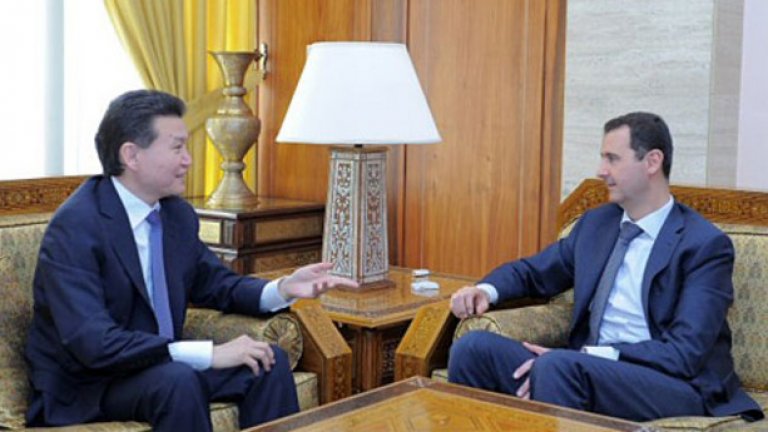 С Башар Асад си говорихме само за шах, твърди бизнесменът.