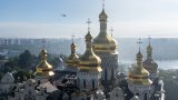 Русия бомбардира Киевско-Печорската лавра - един от най-древните манастири на Европа (СНИМКИ)