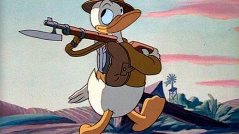 Доналд Дък е ветеран, страдащ от посттравматичен стрес
Анимационният фъфлещ паток е един от култовите герои на "Дисни". Според едно доста специфично мнение, Доналд Дък всъщност може да страда от посттравматичен стрес от времето, когато се е бил през Втората Световна война. Оттам извеждат като примери за това изменчивото му поведение, честата повишена възбуда, високи нива на агресивност и раздразнителност, невъзможността да спи нормално и на моменти асоциалното му поведение.