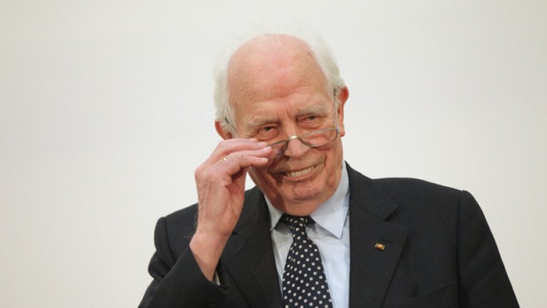 Бившият управител на централната банка на Германия Ханс Тетмайер е починал във вторник на 85-годишна възраст