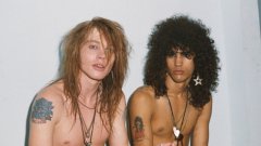Фронтментът на Guns N Roses ще замени легендарния Браян Джонсън за турнето на AC/DC в Европа