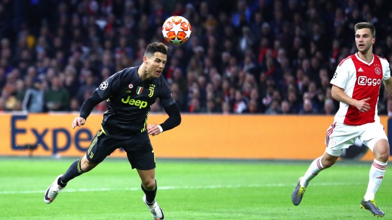 Роналдо не пропусна да запише дежурния си гол в Лигата, но Аякс изравни веднага след почивката и всичко ще се решава на реванша