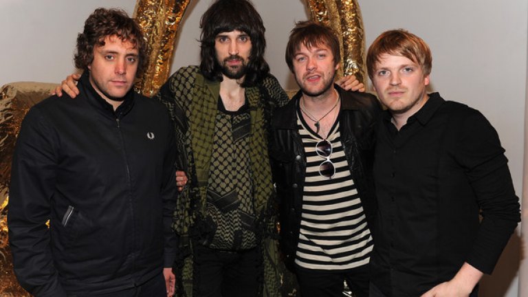 14 години след началото, Kasabian приписват дългия си живот като банда на братската хармония, която цари между музикантите