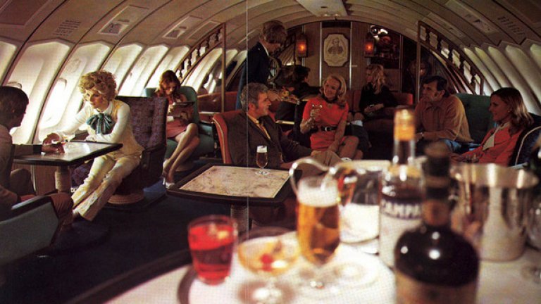 Лукозният салон на Boeing 747 на Qantas Airlinе през 70-те