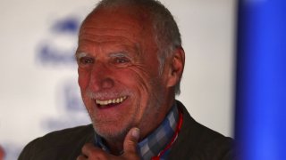 Почина собственикът на империята Ред Бул