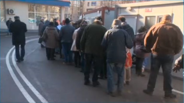 До неделя могат да се ваксинират всички, които попадат в първите 4 фази на Националния ваксинационен план