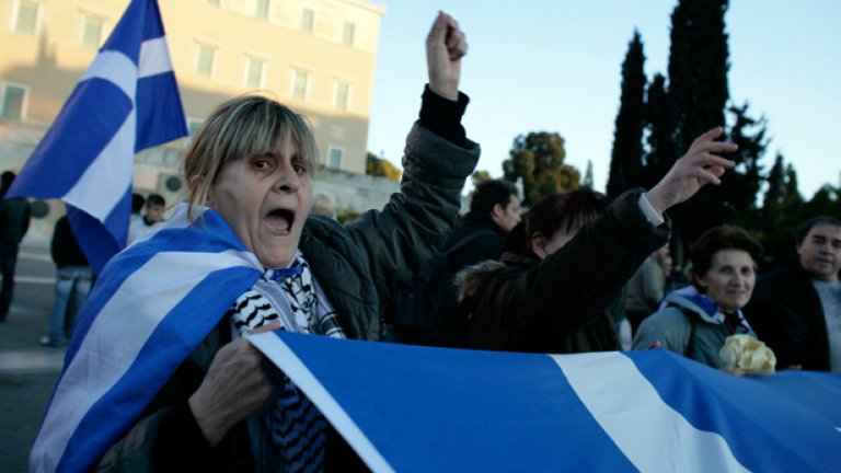 Фондът смята да не изисква разплащане на дълговете от страна на Атина веднага