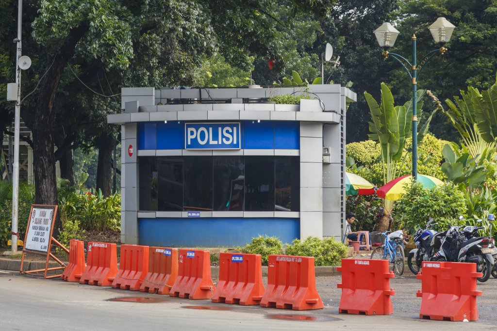 Jakarta_Indonesia_Police-box-01