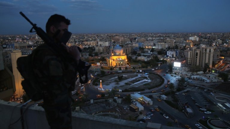 Отново обстрел по американското посолство в Багдад