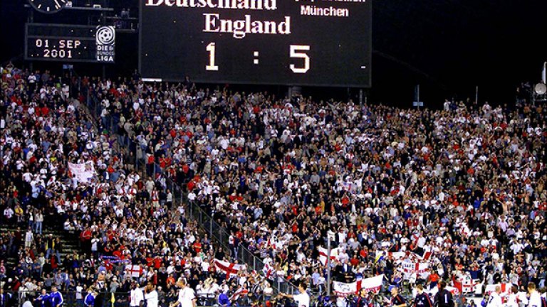 Другият голям момент на Оуен с екипа на Англия. Хеттрик срещу Германия в Мюнхен.