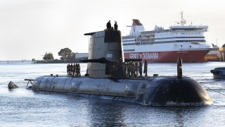 Французите има за какво да са бесни, но логиката това споразумение да се случи без тях е желязна