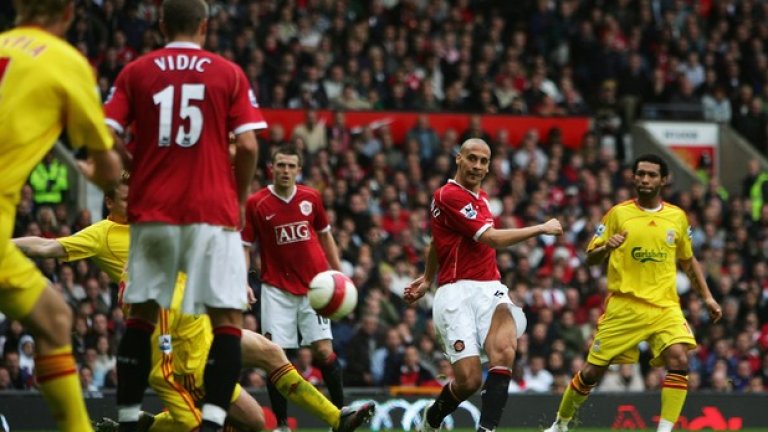 Най-много отбелязани голове срещу един и същ отбор във Висшата лига Фърдинанд има срещу Ливърпул – три.