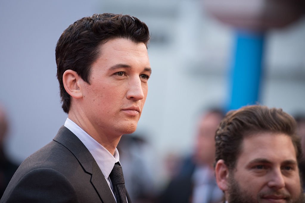 Майлс Телър
Кариерата му се разви благодарение на Whiplash, но оттогава няма особен успех. Екипът му се опита да му даде водеща роля в римейка на „Фантастичната четворка“, но става все по-ясно, че му липсва присъствие на екрана, харизма и разбиране н