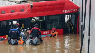 Трагедия в потопен тунел предизвика остри критики