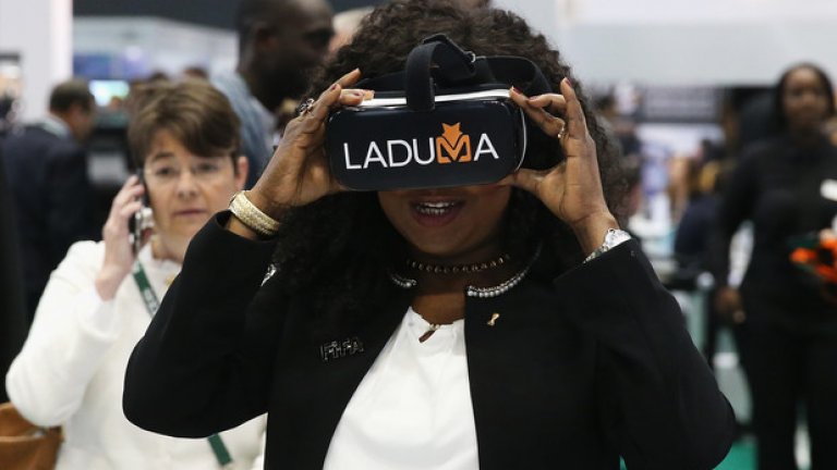 Генералният секретар на ФИФА Фатма Самура заяви, че ФИФА ще продължи да се бори с расизма, въпреки спирането на програмата за борба срещу расизма