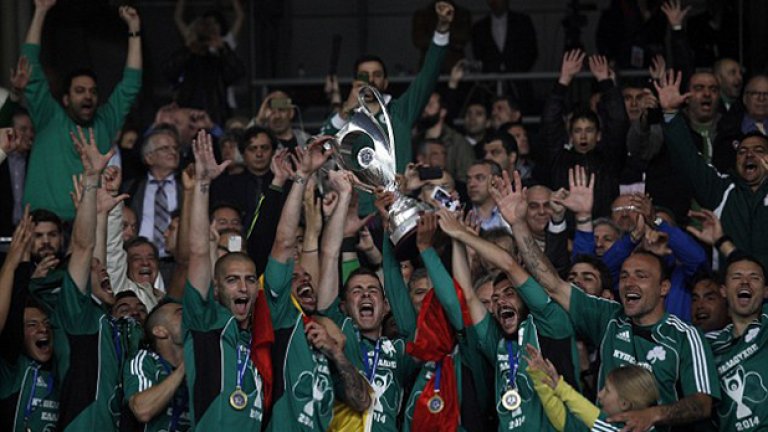 Пананитайнос взе първа купа от 2010-а