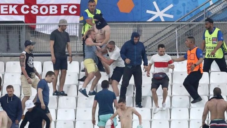 Да оскърбиш Путин и Маша. Как започна мелето на "Велодром"