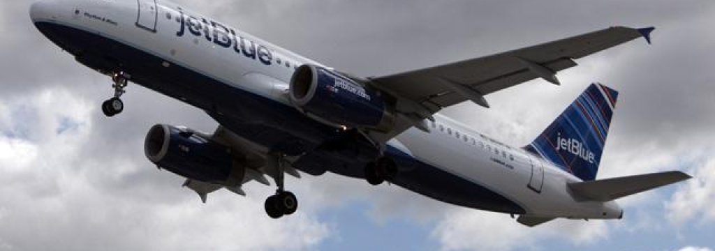 120820064147_jetblue820