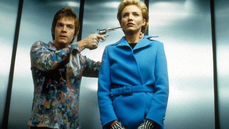 3. "Луд живот" (А Life Less Ordinary, 1997)
Романтична комедия от Дани Бойл, в която Макгрегър играе неудачник. Той се опитва да се върне на работа, а дъщерята на неговия бивш шеф, изиграна от Камерън Диас, му помага... Двойка ангели са решени да съберат заедно героите на Макгрегър и Диас. Забавен сценарии и режисура ала Бойл, към които се добавят уменията на шотландеца да изиграе едновременно сериозен и забавен персонаж...