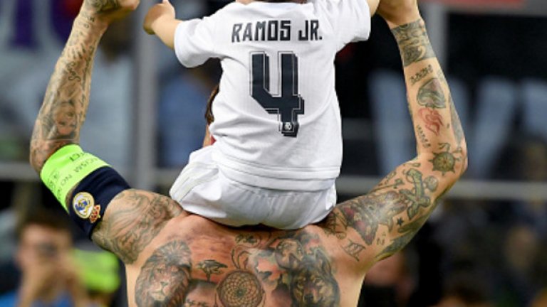 Какво ли ще си татуира, ако Испания спечелят Евро 2016?