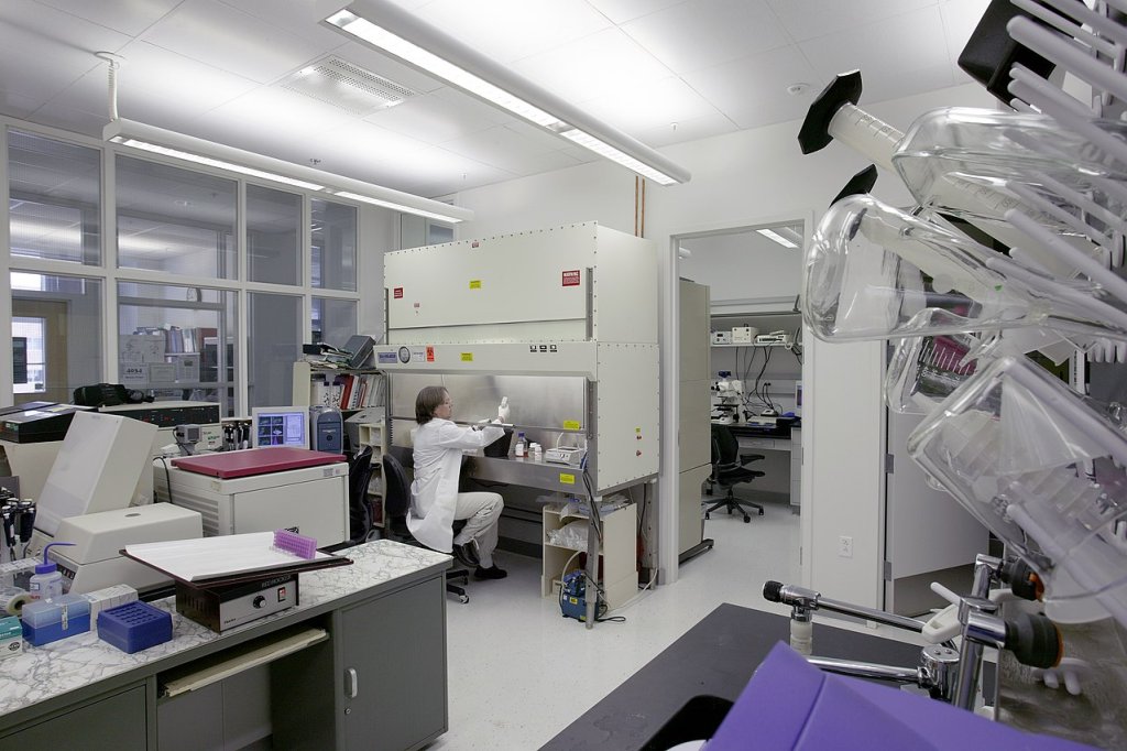 FDA_Bldg_64_-_Lab_(5160771733)